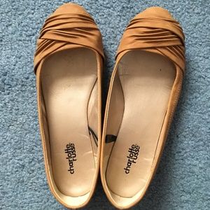 Brown/Tan Flats